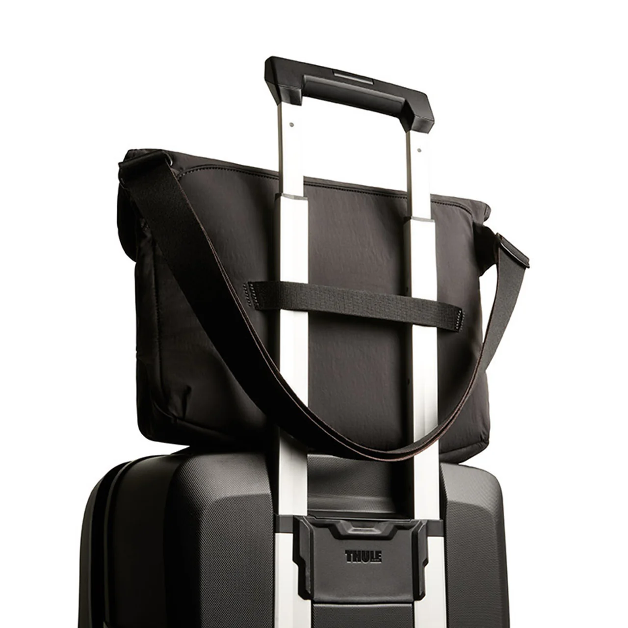 Cinch Messenger Bag 12L - Image 13