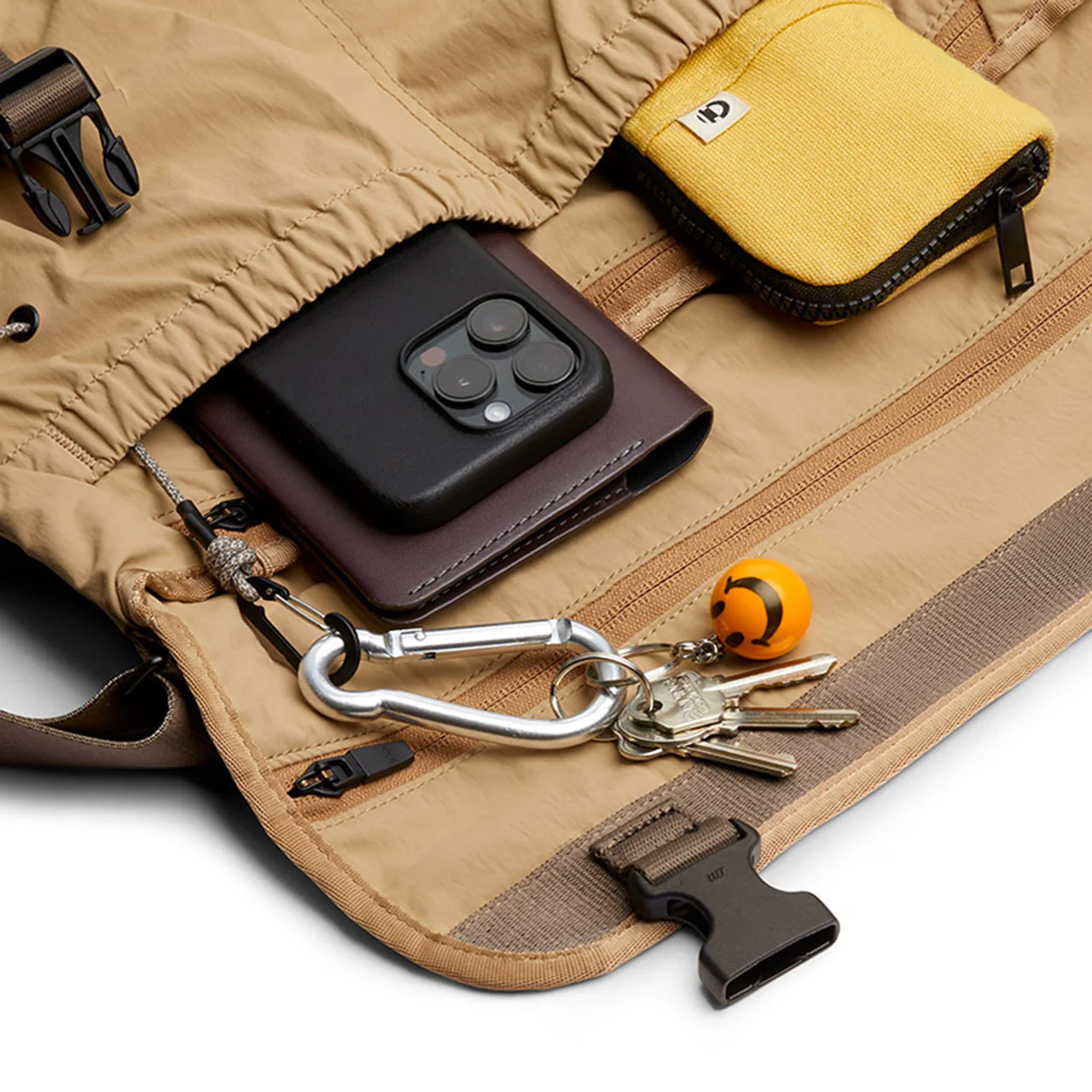 Cinch Messenger Bag 12L - Image 17