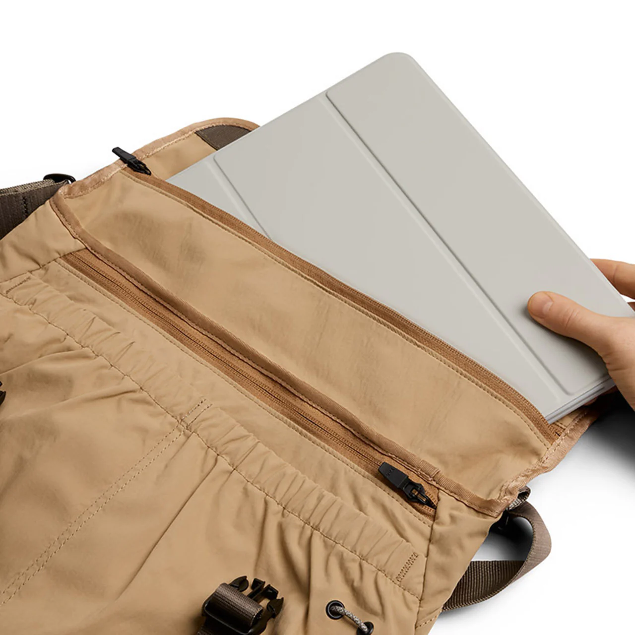 Cinch Messenger Bag 12L - Image 19