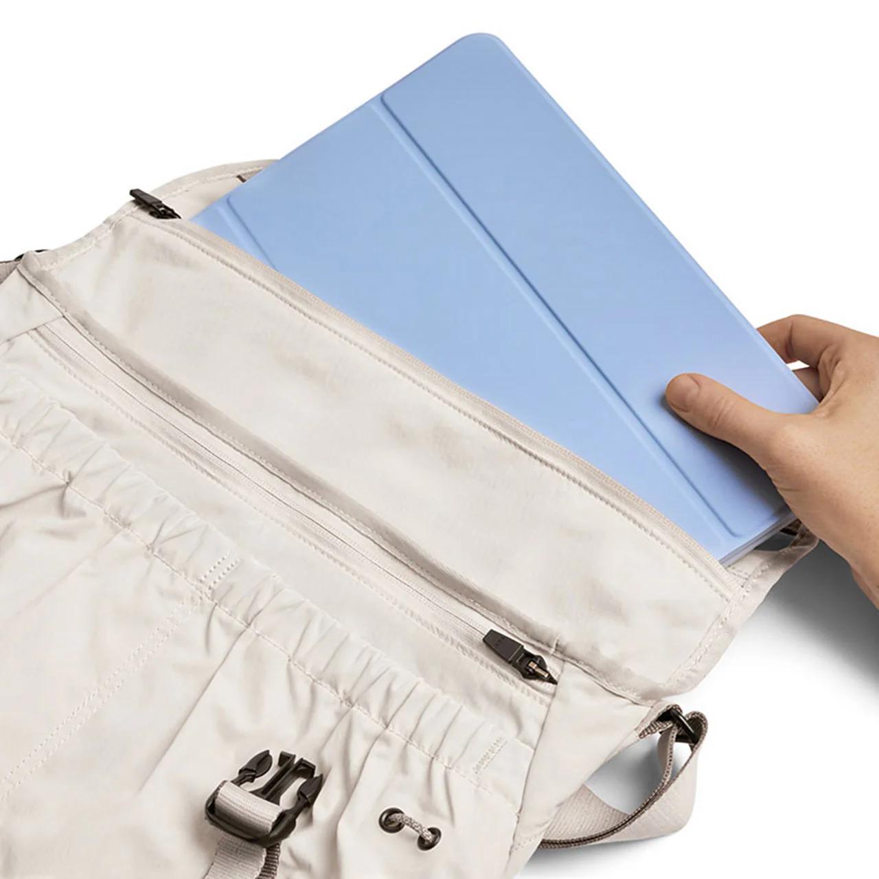 Cinch Messenger Bag 12L - Image 27