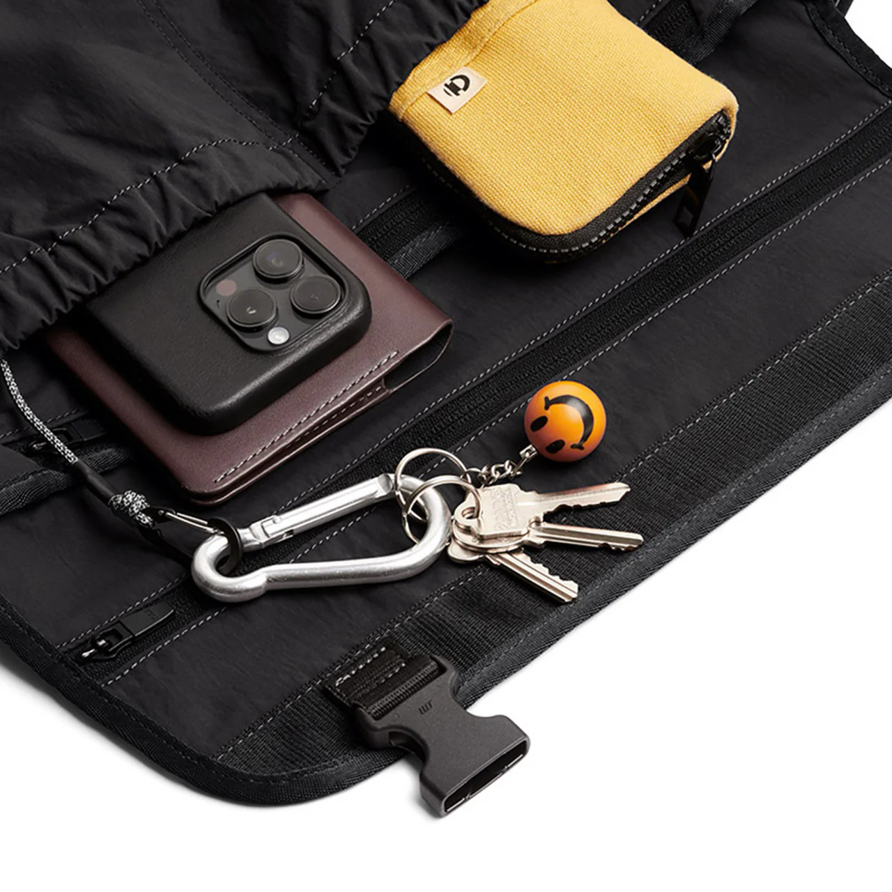 Cinch Messenger Bag 12L - Image 3