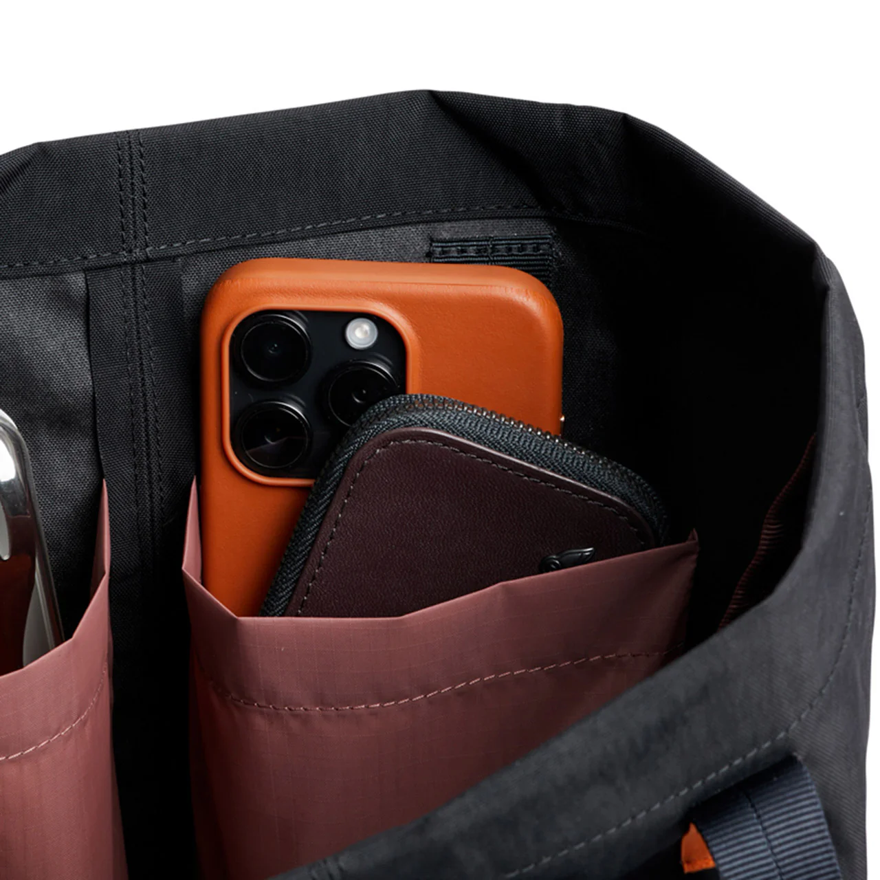 City Tote 10L - Image 4