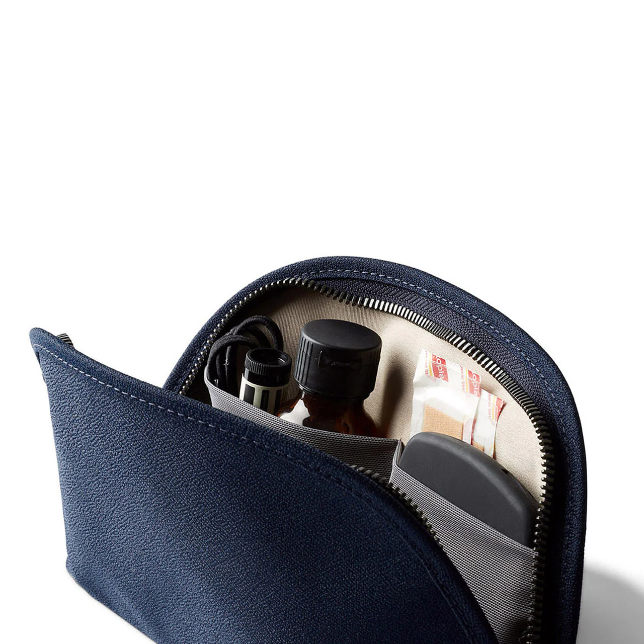 Classic Pouch - Image 15
