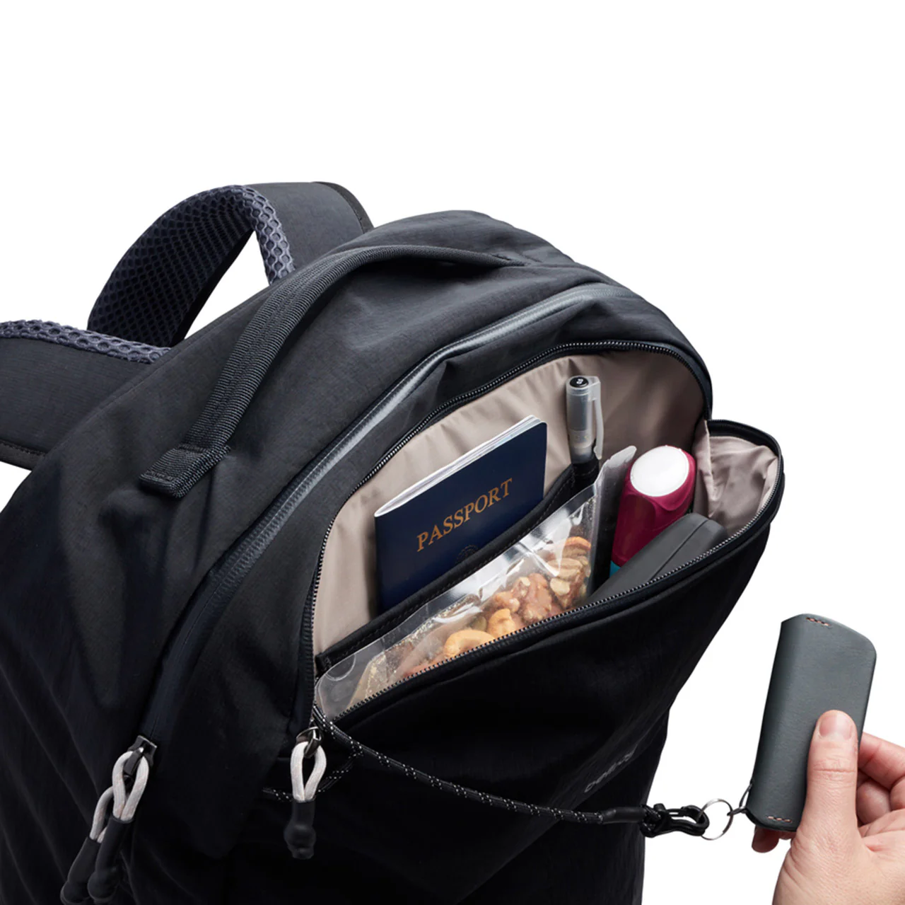 Lite Travel Pack 30L - Image 4