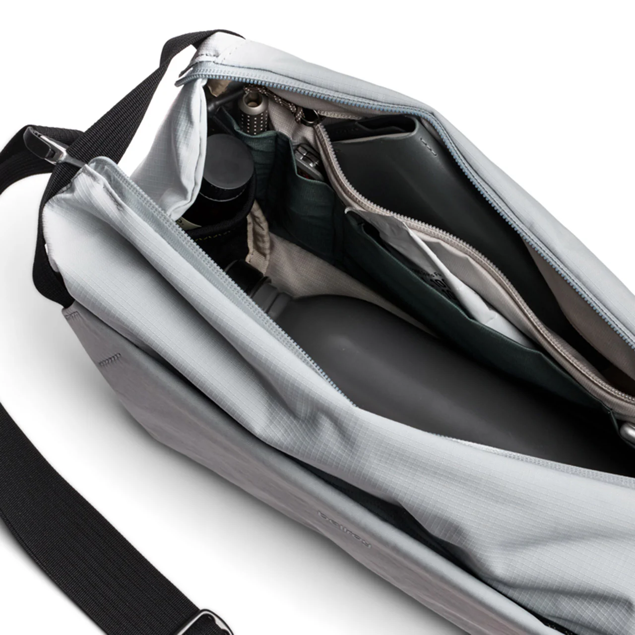 Venture Sling 9L - Image 11