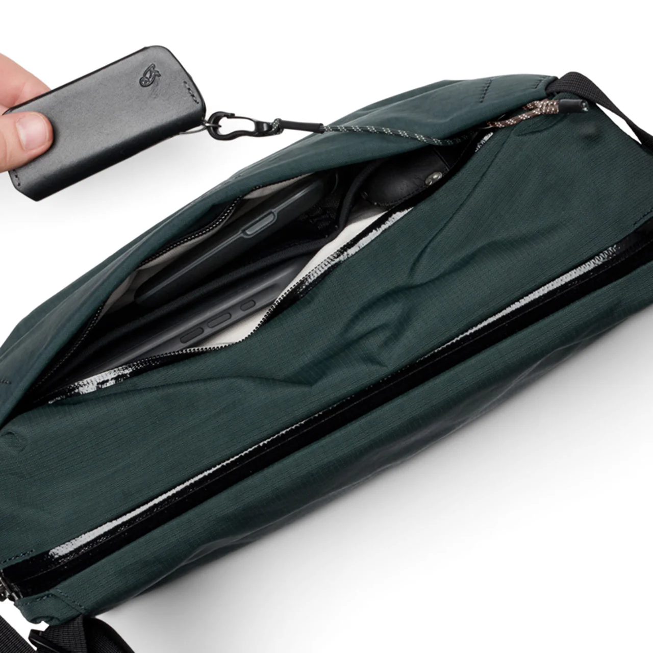 Venture Sling 9L - Image 4