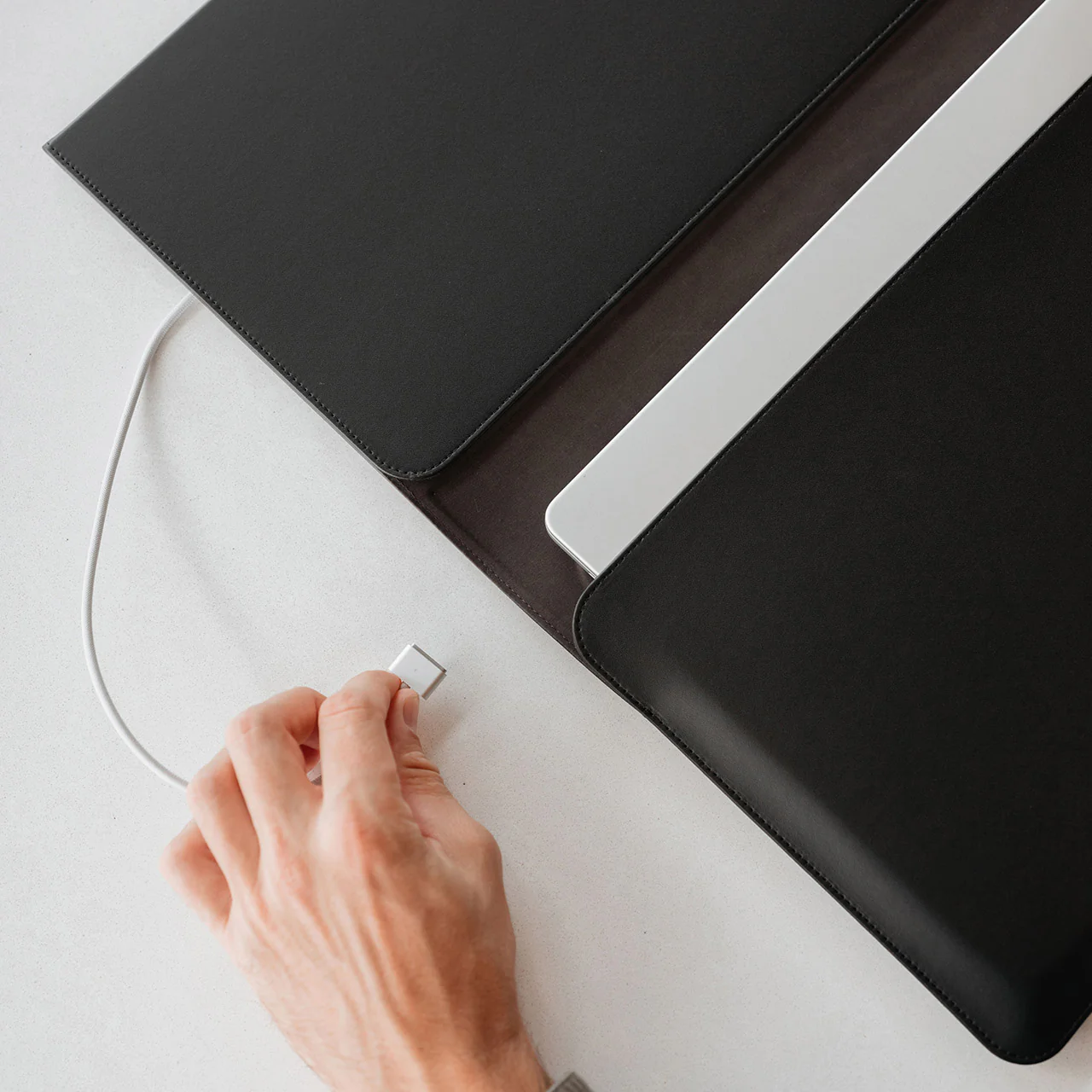 Hybrid Laptop Sleeve 14" - Image 6