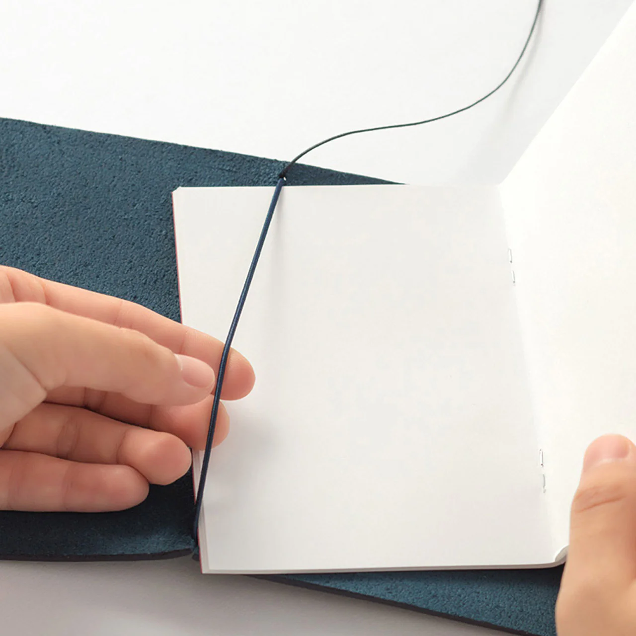 Traveler's Notebook Leather Cover Starter Set - Image 10