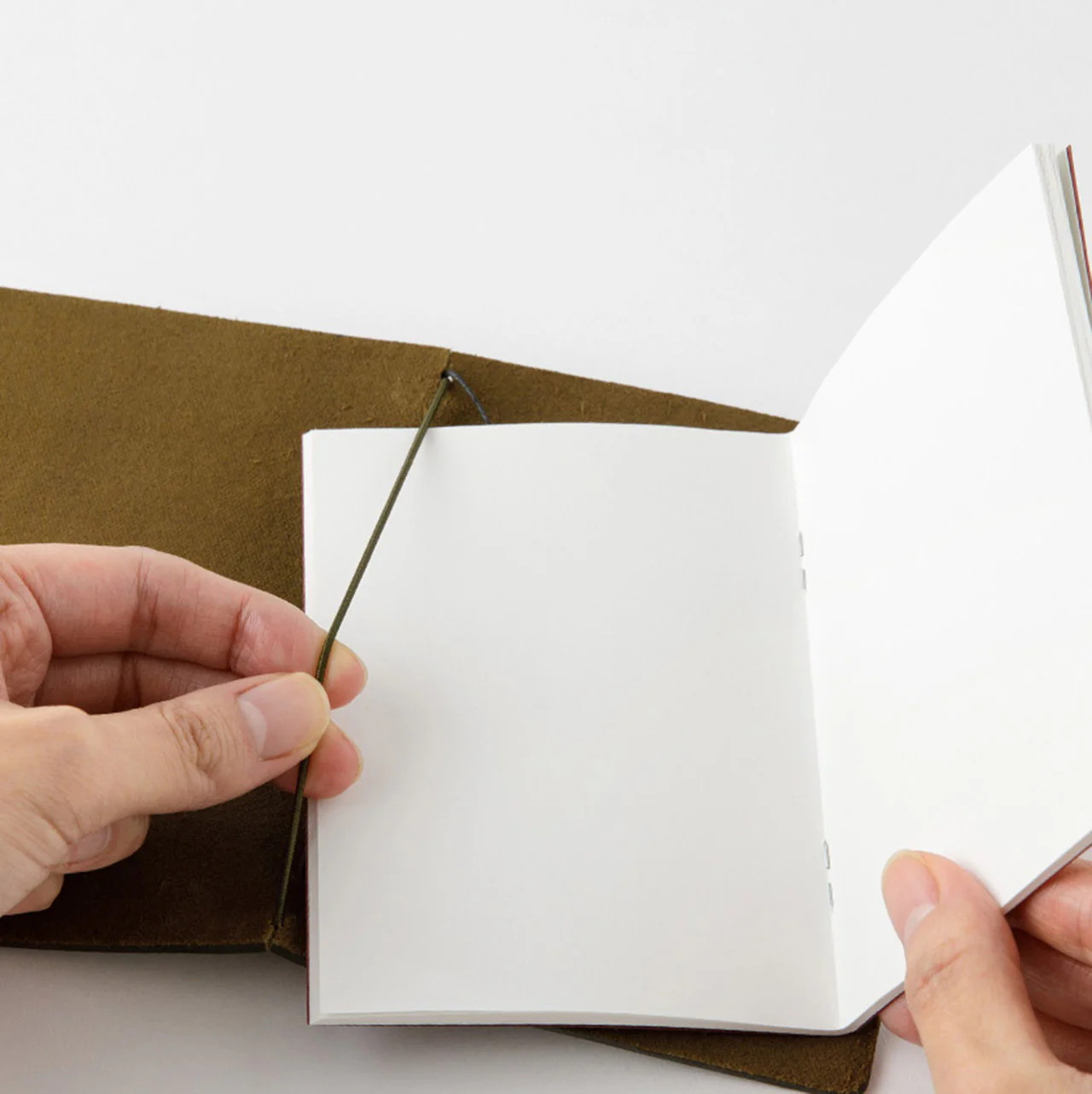 Traveler's Notebook Leather Cover Starter Set - Image 26