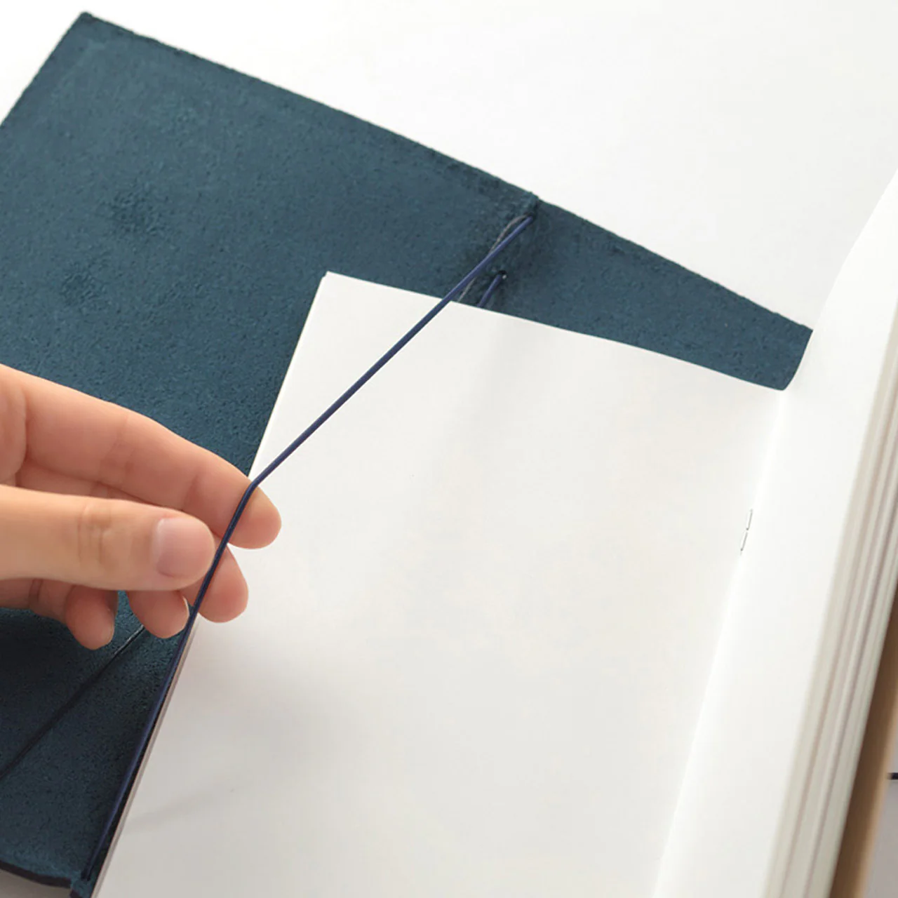 Traveler's Notebook Leather Cover Starter Set - Image 36